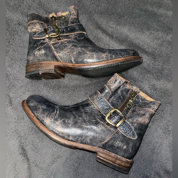 EUC BECCA Bed Stu ankle boots - Picture 1 of 13